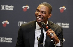 Chris Bosh "cầm nhầm" nhẫn của sếp 10 năm vẫn chưa trả