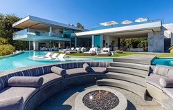 LeBron James phát tài nhờ biệt thự tăng giá phi mã