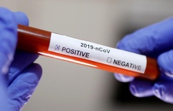 NBA dồn dập đón ca nhiễm mới COVID-19 trước ngày trở lại