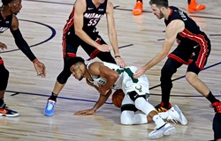 Bất chấp chấn thương, Giannis Antetokounmpo vẫn còn cửa dự game 5