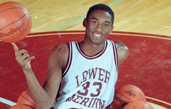 Clip cũ của Kobe Bryant có giá 8 tỷ Đồng