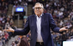 HLV Mike D'Antoni được phép làm việc tại Orlando