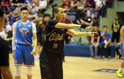 Sang Đinh kể chuyện đối đầu Hanoi Buffaloes sau 24h ngồi máy bay