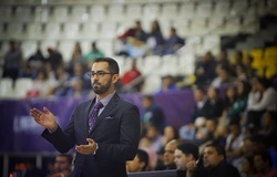 HLV Hanoi Buffaloes lo bị cách ly COVID-19 khi tới Việt Nam