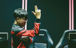 Tin chuyển nhượng LMHT 20/5: Naul tới Team Flash?