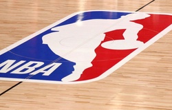 Nhiếp ảnh gia NBA bị đuổi việc vì xúc phạm đối thủ của Trump