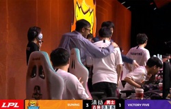 Kết quả LPL Mùa Hè 2020 hôm nay 15/8: SofM hóa thần rừng, SN đại thắng