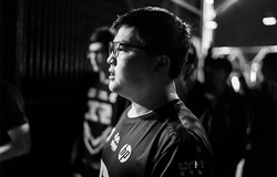 Xạ thủ Uzi giải nghệ, chia tay với LOL chuyên nghiệp