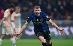 Inter Milan vượt trội Serie A về số điểm nhờ lội ngược dòng