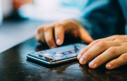 iOS 14.4 có gì mới: Còn nóng máy và hao pin khi chơi game?