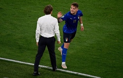 HLV Mancini muốn ngôi đầu cho Italia và kỷ lục của Pozzo