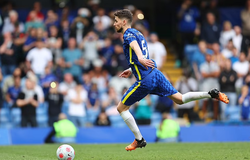 Chelsea được cứu khi Jorginho đá phạt đền tệ nhất từng thấy