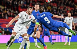 Harry Kane lập hat-trick hoàn hảo đầu tiên cho Anh sau 28 năm
