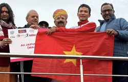 Cựu tuyển thủ điền kinh dự SEA Games 31 Lê Văn Tuấn giành giải thưởng chạy marathon ở Ấn Độ