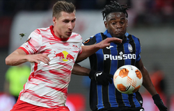 Sút 4 lần trúng khung gỗ ở Europa League không phải là kỷ lục 