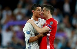 Lewandowski sánh ngang Ronaldo về số bàn thắng phi thường