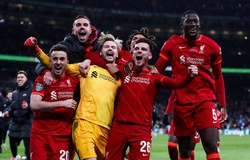Bí mật về thủ môn trẻ Kelleher giúp Liverpool vô địch Carabao Cup