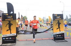 25 nhóm chạy tranh đua thứ hạng tại vòng 2 Longbien Marathon Ekiden Tournament 2023