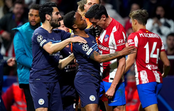Trận Atletico vs Man City “tóe lửa” với 7 thẻ phạt trong 4 phút cuối