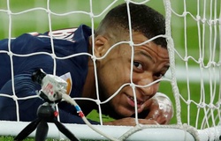 PSG chọn tiền đạo thay thế Mbappe sau khi loại trừ Ronaldo