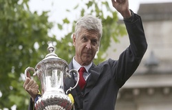 Arsene Wenger: Tôi không thích vung tay quá trán