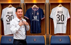 Áo đấu bán chạy nhất năm 2021: Messi đánh bại Ronaldo