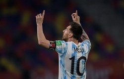 Messi còn cách kỷ lục sút phạt của Maradona 4 bàn