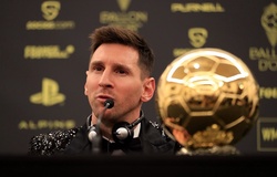 Messi gặp rắc rối đầu tiên sau khi đoạt Quả bóng vàng