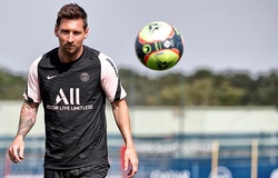Hình ảnh đầu tiên của Messi với đồng đội trên sân tập PSG
