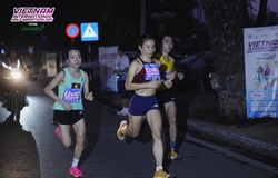 Cặp quán quân Giải Bán Marathon Quốc tế Việt Nam tài trợ bởi Herbalife dự giải leo núi Bà Rá