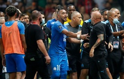 CĐV Nice bị hạ “đo ván” khi lao vào sân ẩu đả ở trận gặp Marseille 