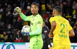 Thủ môn được chấm 10 điểm đã khuất phục Messi và Neymar thế nào?