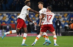 Mourinho cáo buộc trọng tài ngăn cản chiến thắng của Roma