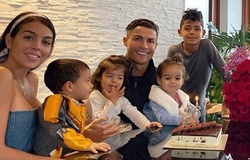 Nguồn gốc từng đứa con của Cristiano Ronaldo