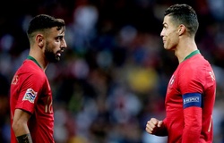 Ronaldo chơi ở đâu trên hàng công trong đội hình MU?