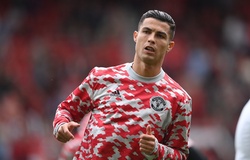 Đồng đội ở MU ngạc nhiên về bữa ăn của Ronaldo