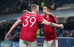 Ronaldo lại lập thành tích ghi bàn ở Champions League để cứu MU 