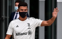 Ronaldo tạm biệt đồng đội ở Juventus để chuẩn bị chuyển nhượng