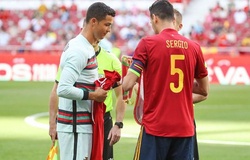 Tuyển Tây Ban Nha có 48 giờ để thay thế Busquets cho Euro 2021