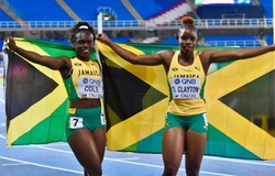 Cô gái Jamaica cùng lập thông số chạy 100m siêu ấn tượng với tiền bối trong một ngày