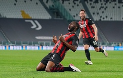 Hậu vệ AC Milan bật nhảy cao hơn Cristiano Ronaldo khi ghi bàn