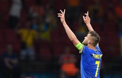 Xếp hạng đội thứ 3 tốt nhất: Ukraine lách qua khe cửa hẹp