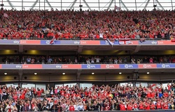 Vé xem cả mùa ở Ngoại hạng Anh đắt gấp ba lần Serie A