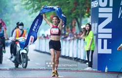 Nguyễn Thị Oanh vô địch VPBank Hanoi Marathon 2022, phá kỷ lục giải đấu ngoạn mục