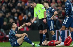 Arsenal và Xhaka gây choáng với số thẻ đỏ nhiều chưa từng thấy