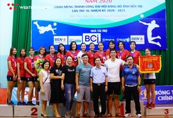 Thái Bình và Bến Tre vô địch hạng A, nắm tay nhau lên giải VĐQG mùa tới