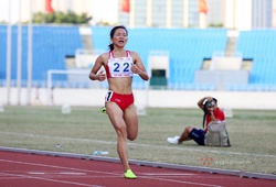 Nguyễn Thị Oanh vừa chạy vừa khóc, phá sâu kỷ lục quốc gia 10.000m tồn tại 17 năm