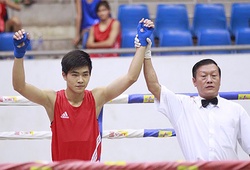 Vượt bi kịch, nhà vô địch Boxing Châu Á Đổ Hồng Ngọc chuyển nghiệp huấn luyện viên