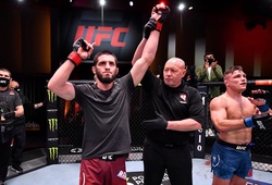 Islam Makhachev yêu cầu đấu Tony Ferguson sau cú siết tại UFC 259