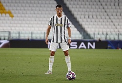 Đồng đội tuyên bố Ronaldo không sút phạt thành bàn vì... đen đủi